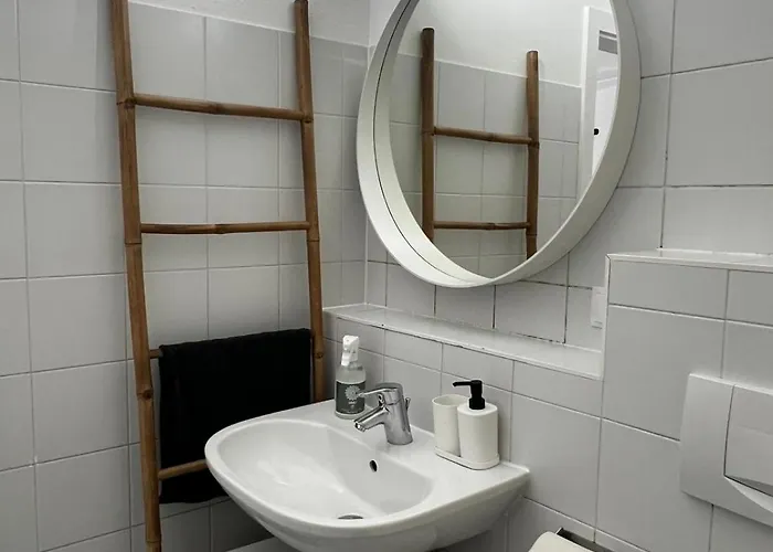 Innercity Pearl Daire